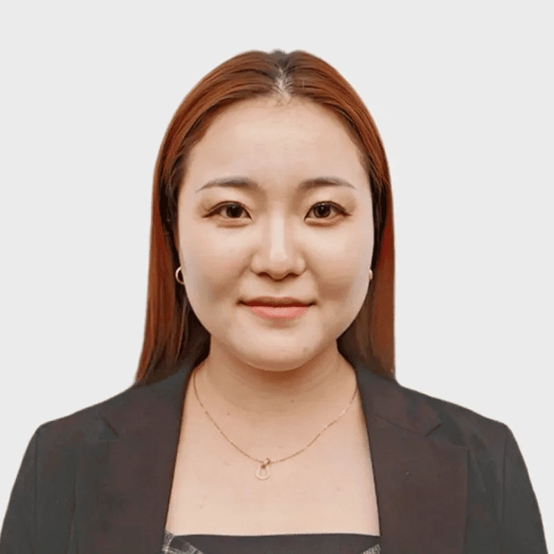 株式会社9Eの担当コンサルタントの長沢ひなたさん